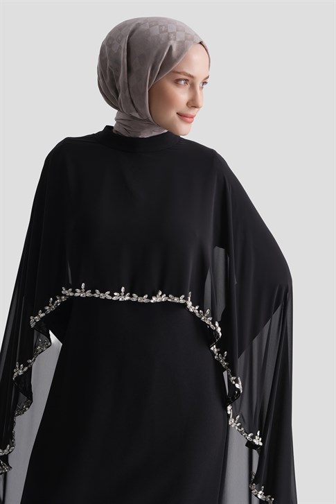 Pelerinli Şık Elbise Siyah 