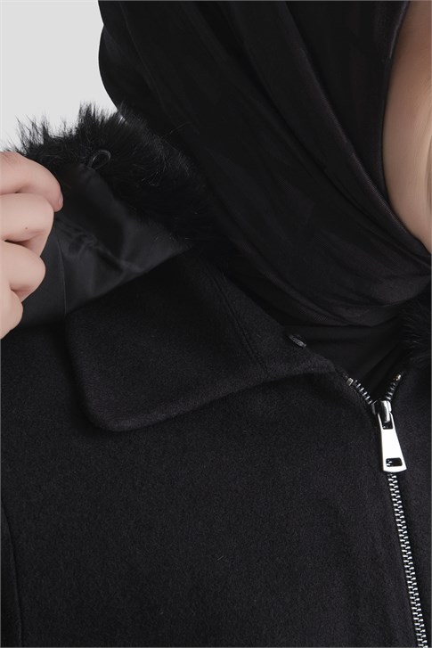 Kürk Yakalı Kaşe Kaban Siyah 