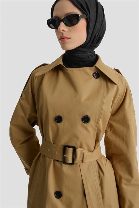 Armine Kemerli Uzun Trençkot Camel