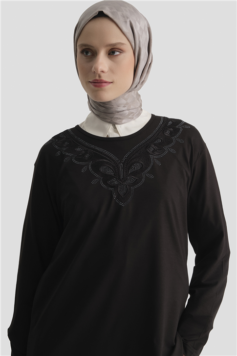 Armine Penye Siyah