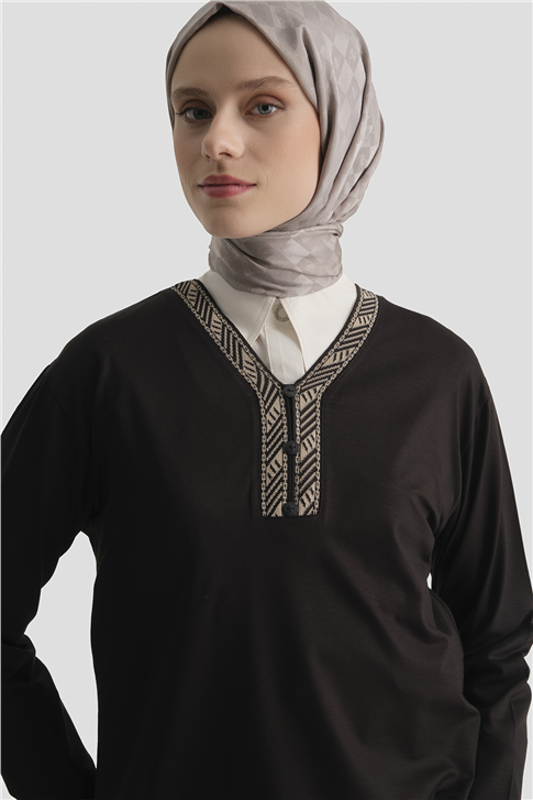 Armine Penye Siyah