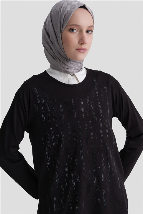Armine Penye Siyah