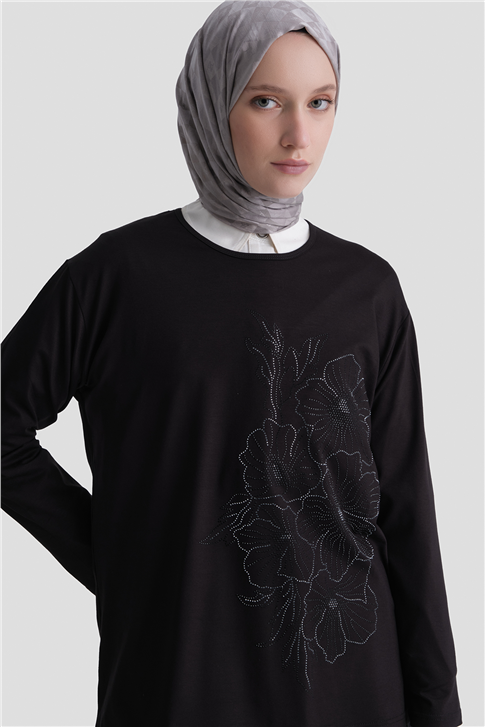Armine Penye Siyah