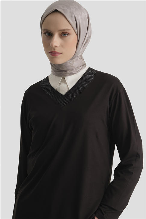 Armine Penye Siyah