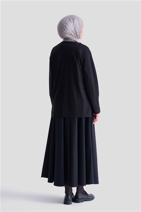 Armine Penye Siyah