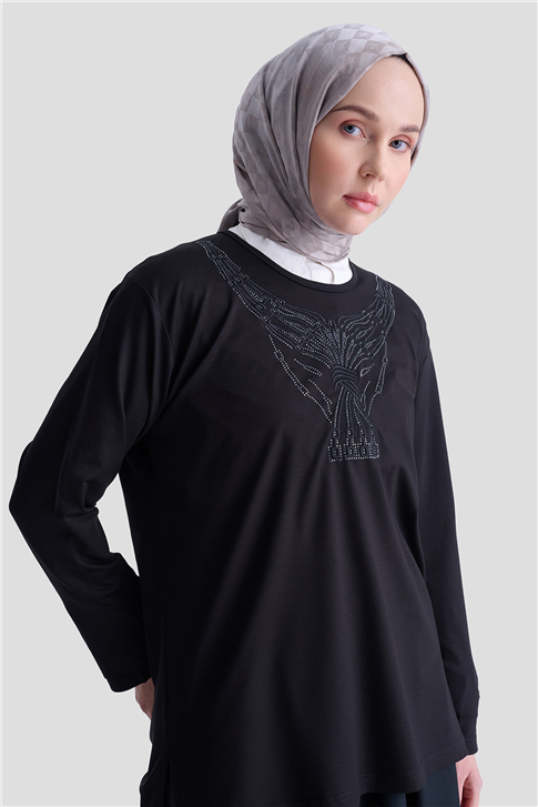 Armine Penye Siyah