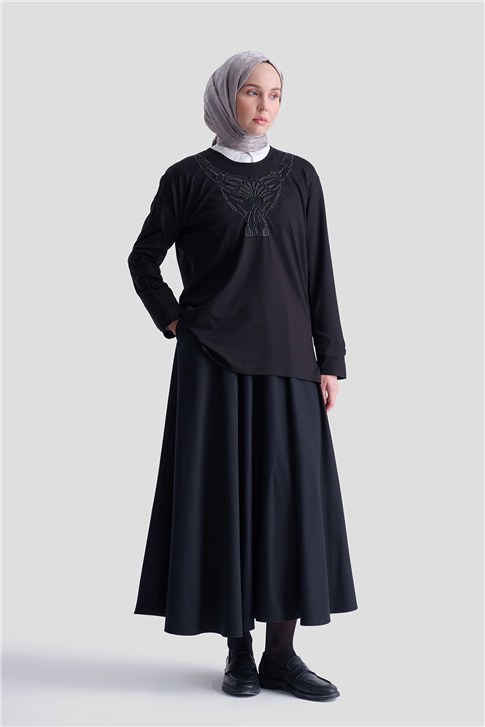 Armine Penye Siyah
