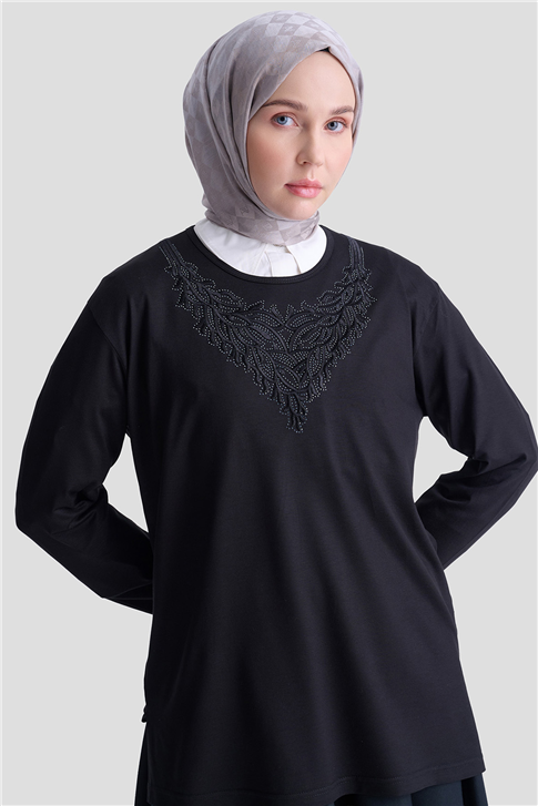 Armine Penye Siyah