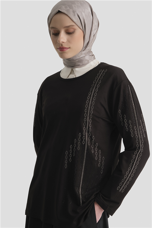 Armine Penye Siyah