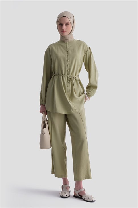 Minimal Düğmeli Takım Su Yeşili