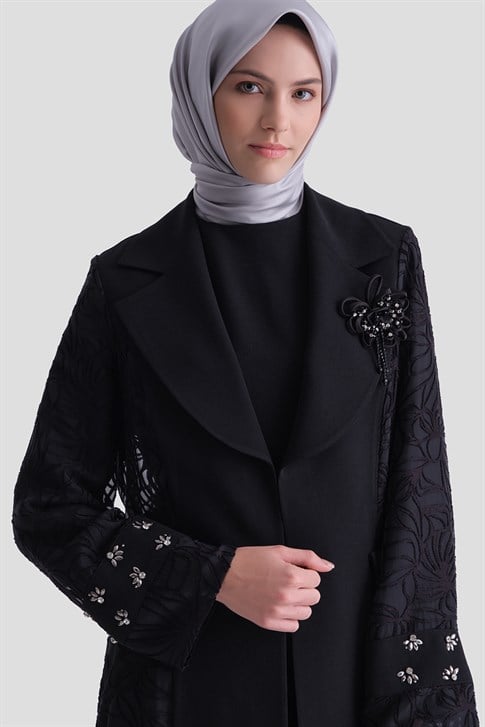 Dantel Detaylı Şık Takım Siyah