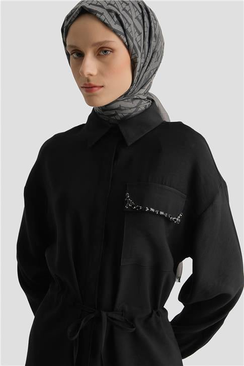 İşlemeli Beli Büzgülü Tunik Siyah