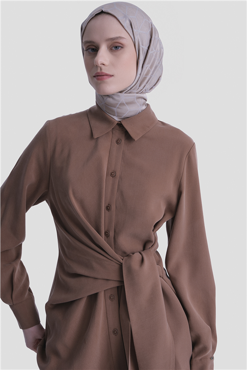 Bağlama Detaylı Tunik Camel