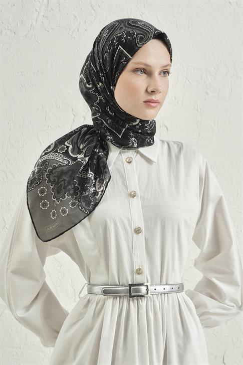 Armine Çiçek Eşarp 48 03