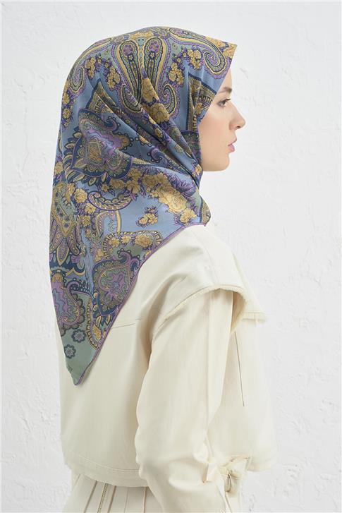 Armine Çiçek Eşarp 48 51
