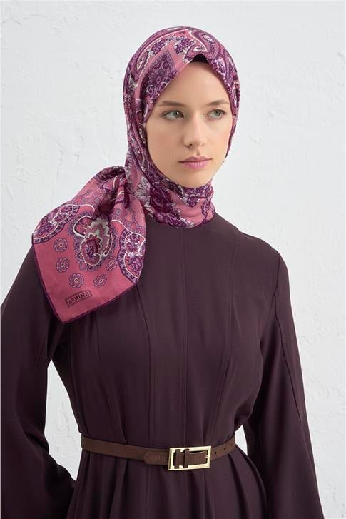 Armine Çiçek Eşarp 48 57