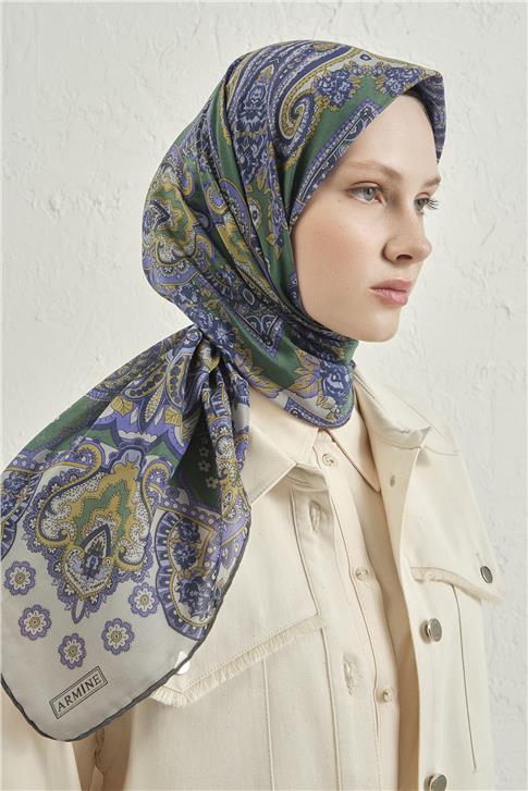 Armine Çiçek Eşarp 48 49