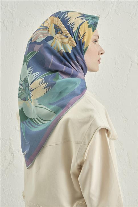 Armine Etro Eşarp 32 37