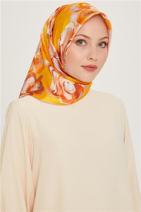 Armine Çiçek Desenli Sura Saf İpek Eşarp 9234D 01 24