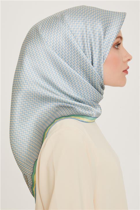 Armine Klasik Desenli Sura Saf İpek Eşarp 9243D 06 51