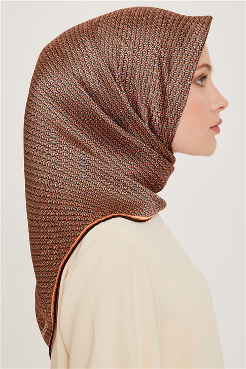 Armine Klasik Desenli Twill Saf İpek Eşarp 9250D 04