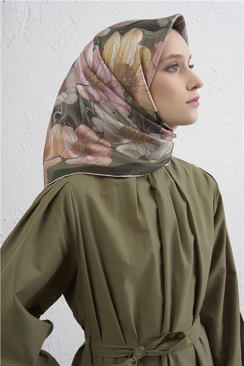 Armine Çiçek Desenli Saf İpek Twill Eşarp 9403D 80