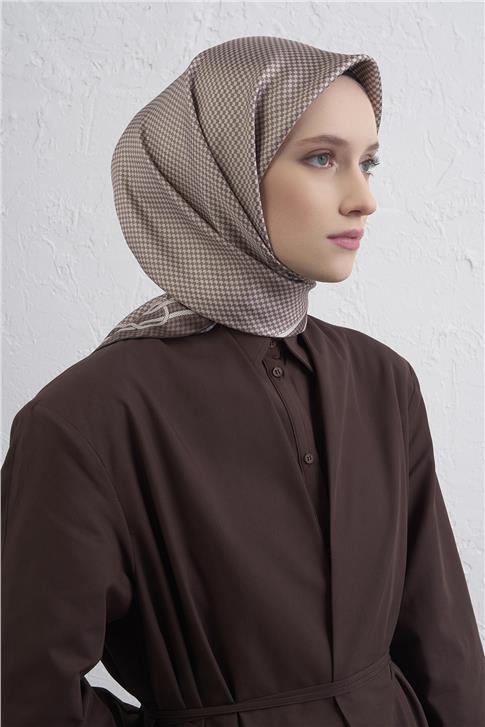 Armine Klasik Desenli Saf İpek Twill Eşarp 9404D 05
