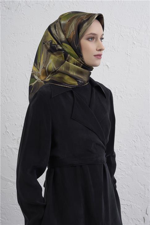 Armine Çiçek Desenli Saf İpek Twill Eşarp 9406D 05 