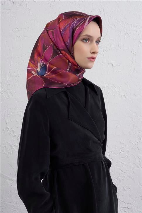 Armine Çiçek Desenli Saf İpek Twill Eşarp 9406D 51