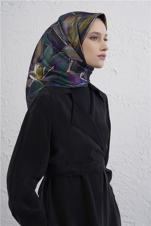 Armine Çiçek Desenli Saf İpek Twill Eşarp 9406D 84