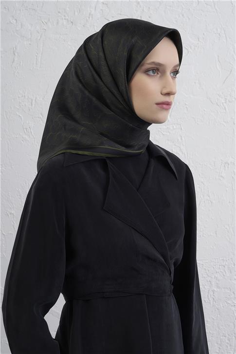 Armine Klasik Desenli Saf İpek Twill Eşarp 9408D 50