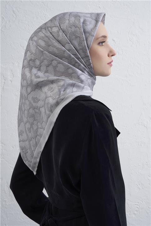 Armine Klasik Desenli Saf İpek Twill Eşarp 9408D 86