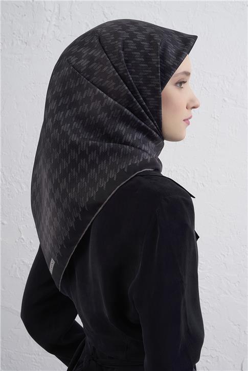 Armine Klasik Desenli Saf İpek Twill Eşarp 9434D 82