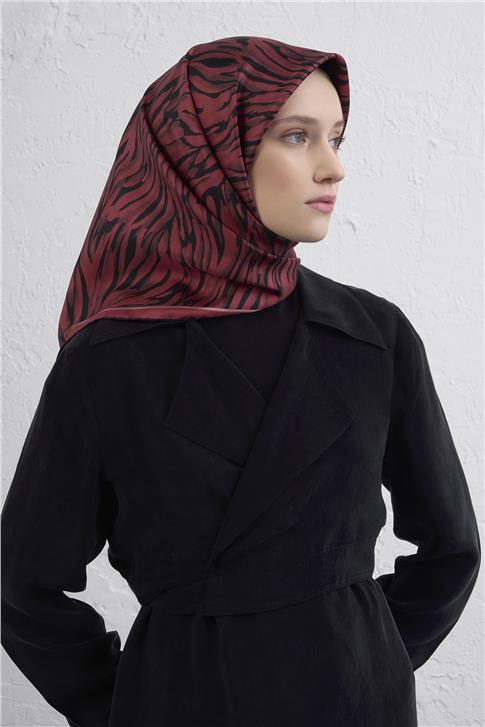 Armine Klasik Desenli Saf İpek Twill Eşarp 9435D 35