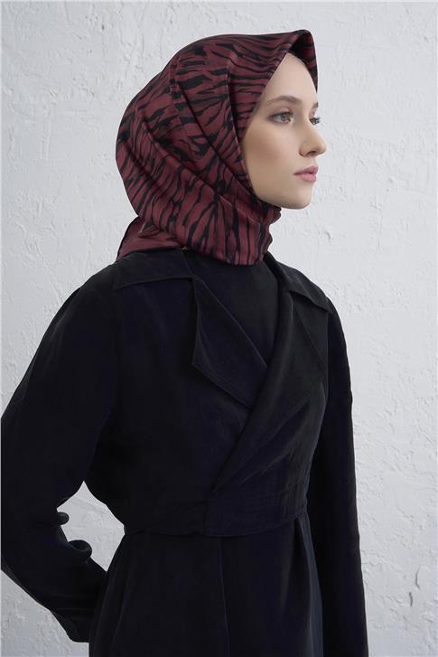 Armine Klasik Desenli Saf İpek Twill Eşarp 9435D 44