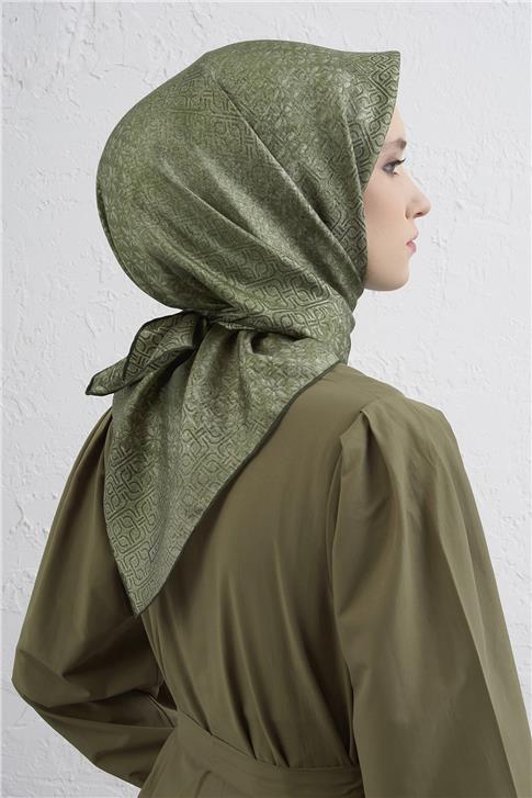 Armine Klasik Desenli Saf İpek Twill Eşarp 9437D 15