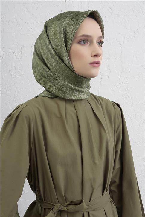 Armine Klasik Desenli Saf İpek Twill Eşarp 9437D 15