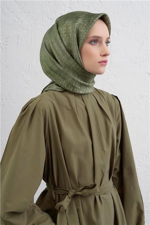 Armine Klasik Desenli Saf İpek Twill Eşarp 9437D 15
