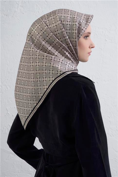 Armine Monogram Desenli Saf İpek Twill Eşarp 9440D 52