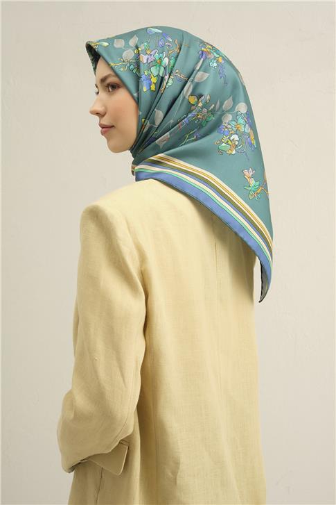 Armine Çiçek Desenli Saf İpek Twill Eşarp 9316D 32