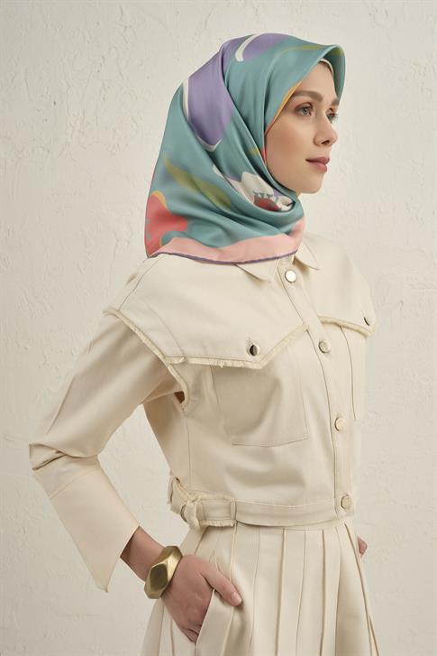 Armine Çiçek Desenli Saf İpek Twill Eşarp 9317D 01