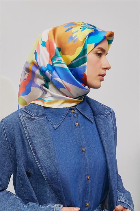 Armine Çiçek Desenli Saf İpek Twill Eşarp 9340D 83
