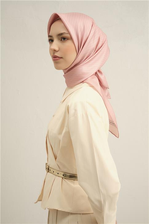 Armine Klasik Desenli Saf İpek Twill Eşarp 9348D 01