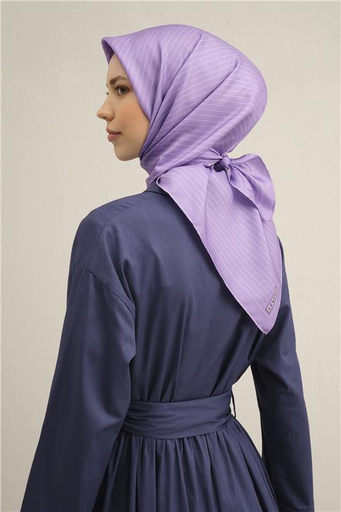 Armine Klasik Desenli Saf İpek Twill Eşarp 9348D 05