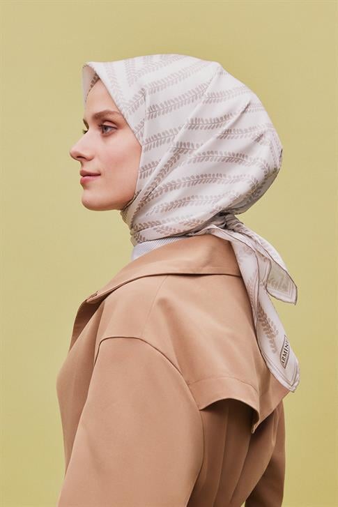 Armine Klasik Desenli Saf İpek Sura Eşarp 9351D 80