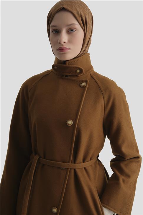 Armine Seyyar Yaka Apoletli Asimetrik Manto 23K8615 Taba