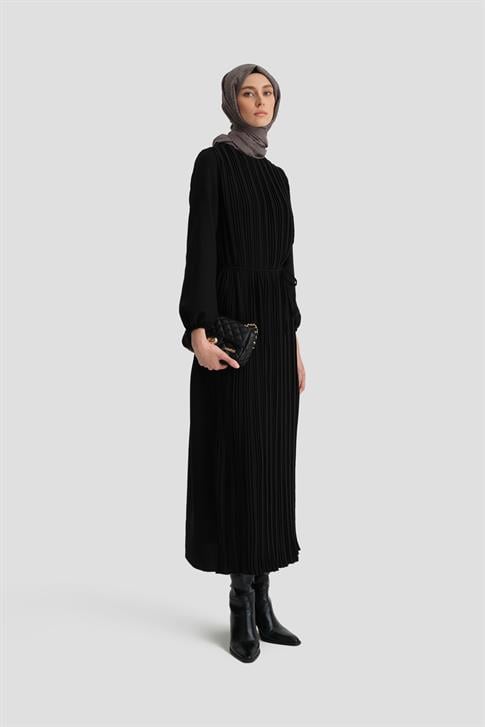 Armine Piliseli Elbise 24Yd9435 Siyah