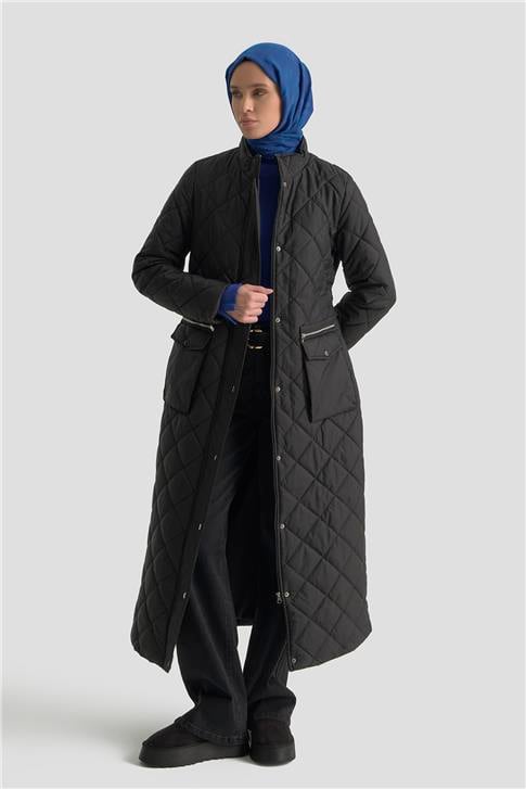 Armine Cep Detaylı Fitted Kapitone Kaban 25KD1404 Siyah