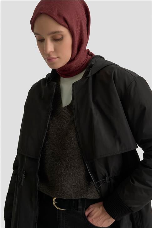 Armine Aller Detaylı Kapitone Manto 25KT1726 Siyah