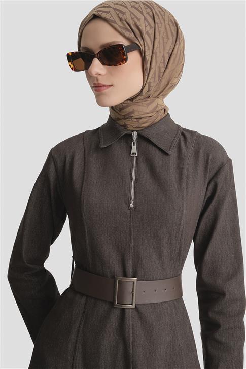 Armine Dikiş Detaylı Denim Elbise 25KD2396 Kahverengi